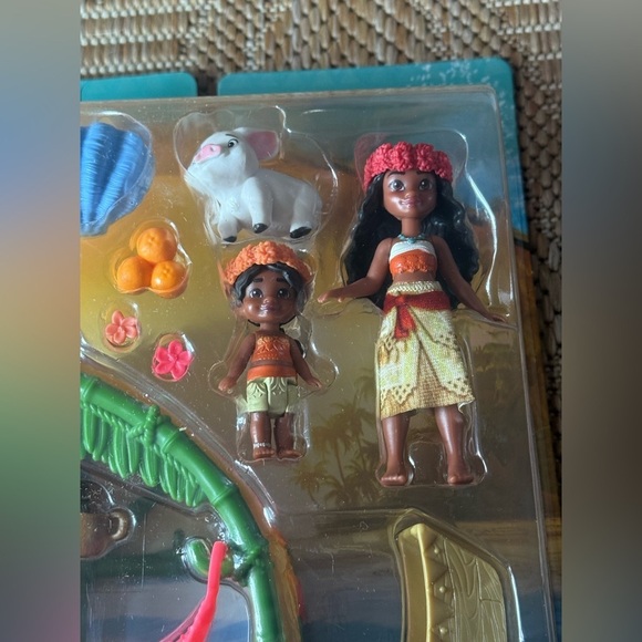 Disney Moana 2 - Moana & Simea Village Home Play Set,Dolls,NWT - Picture 2 of 7